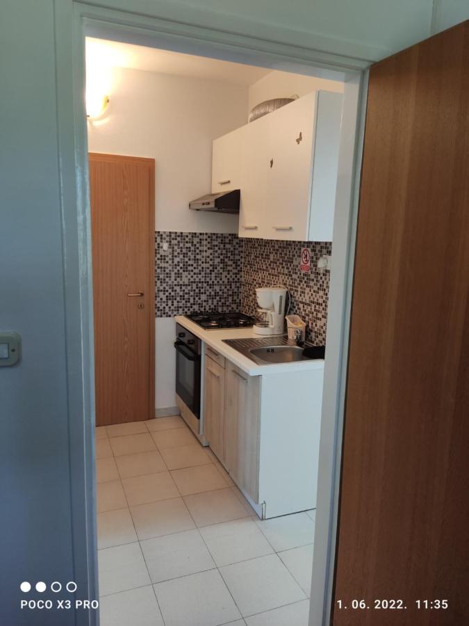 Apartmani Bruna Bilice Vrulje  Экстерьер фото